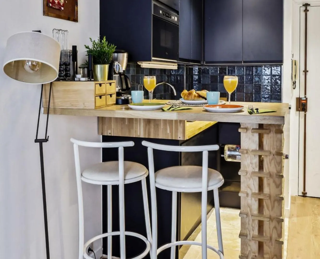 Invalides & Tour Eiffel - 1Br - Cityapartmentstay Paris Apartment